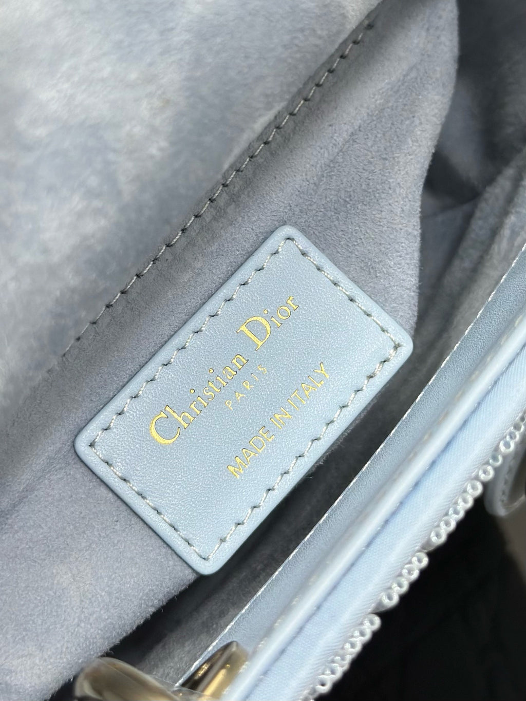 D-102